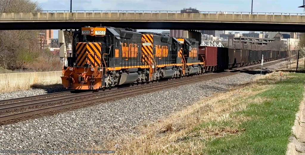 WE 7003 with one last look.